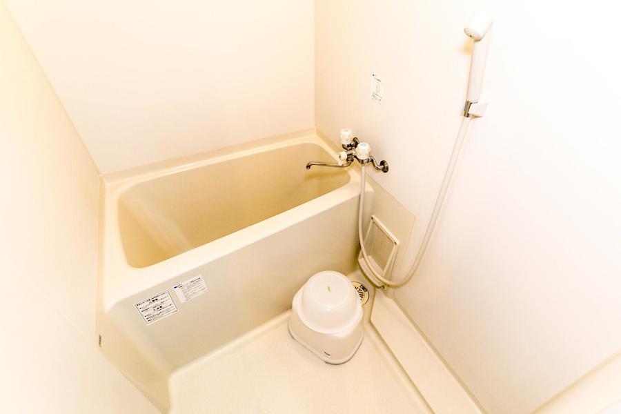 バスルームはセパレートタイプで衛生面も安心です