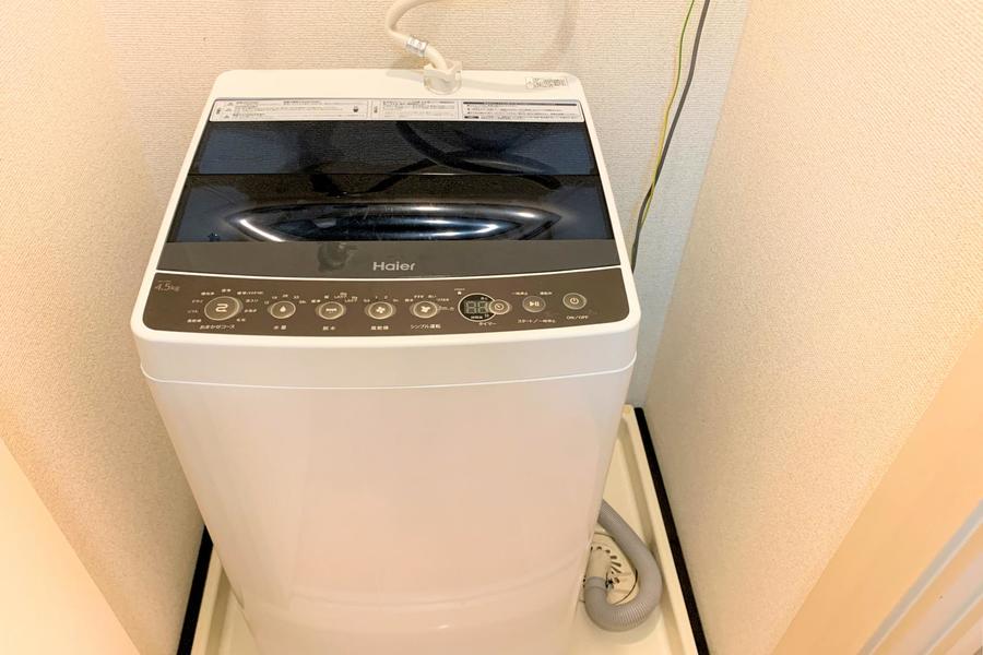 洗濯機は室内置きタイプ。夜遅いお洗濯でも音の心配がありません